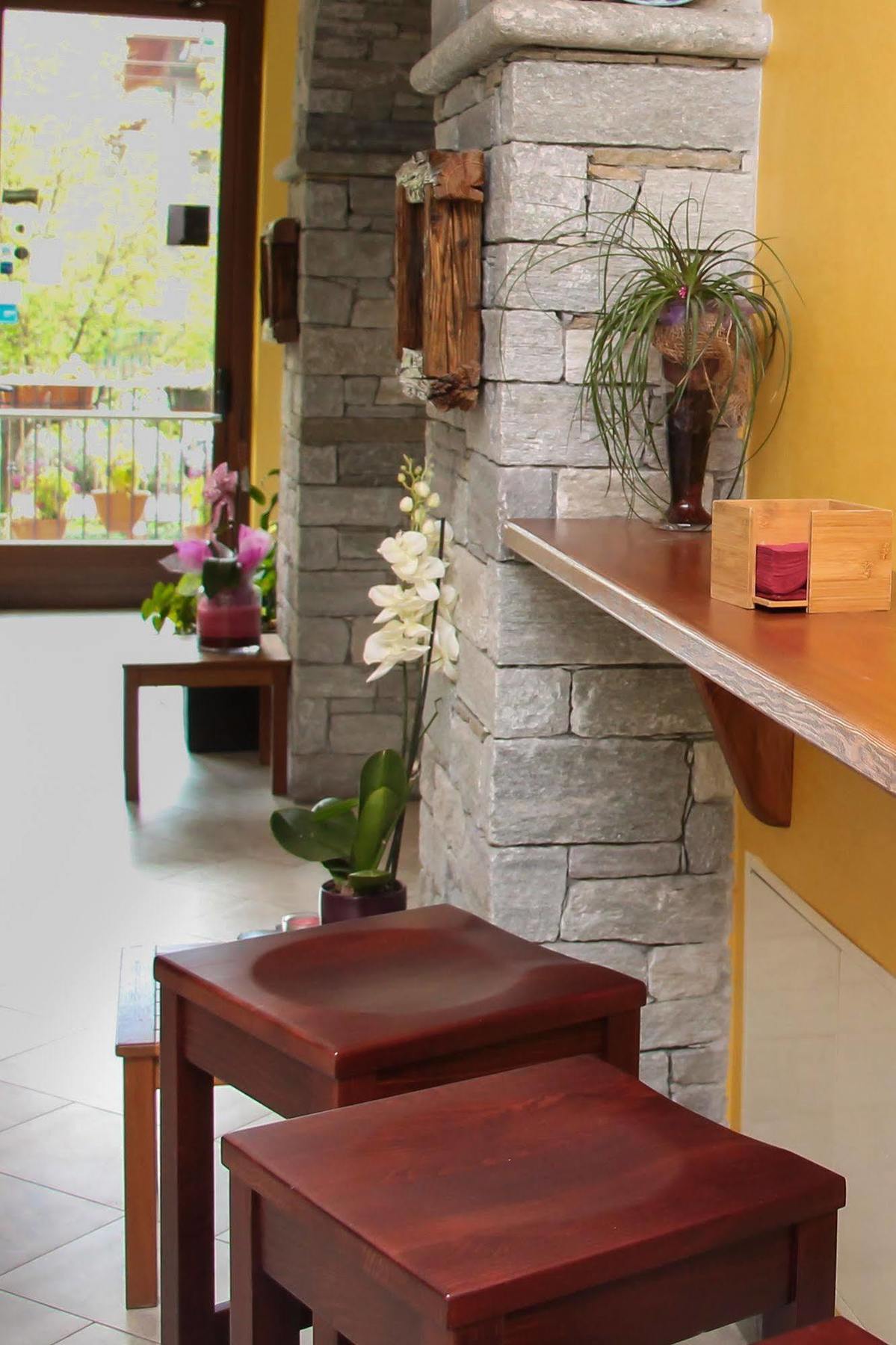 Crabun Hotel Pont-Saint-Martin Ngoại thất bức ảnh